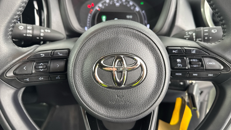 Toyota Aygo X 1.0 VVT-i Edge 5dr Petrol Hatchback